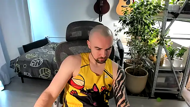 Snapshot of KitteanHard chatting on 14, 6, 2026 KitteanHard online show from 14, 6, 2026