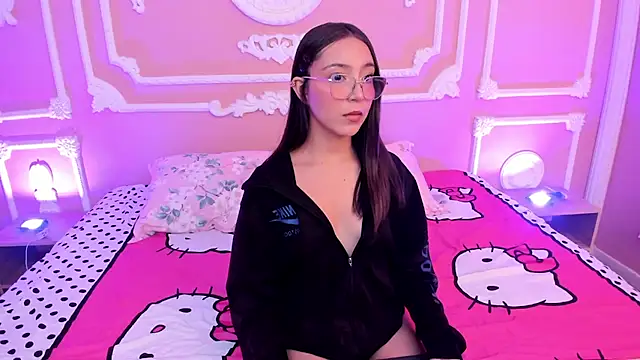 NinaSinclair online show from 8, 6, 2026