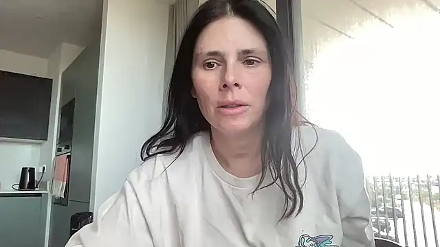 JadeLucy online show from 3, 7, 2026