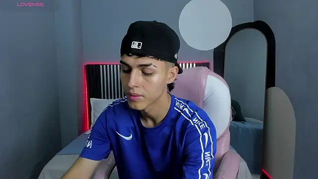Axel Mendozaa online show from 26, 6, 2026