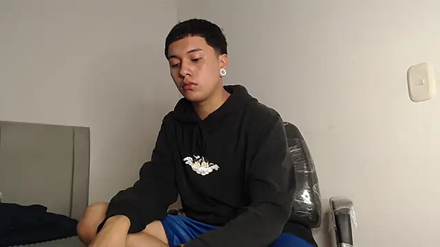 Owenn  blueee online show from 23, 7, 2026