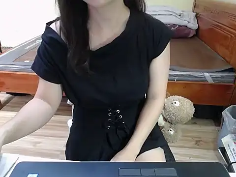 Mia-Zhen online show from 11, 6, 2026