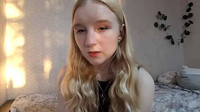 Snapshot of InnoBelle chatting on 6, 6, 2026 InnoBelle online show from 6, 6, 2026