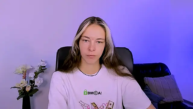 lia dream  online show from 12, 6, 2026