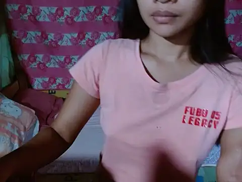 Itsme Foxy Shantale online show from 5, 7, 2026