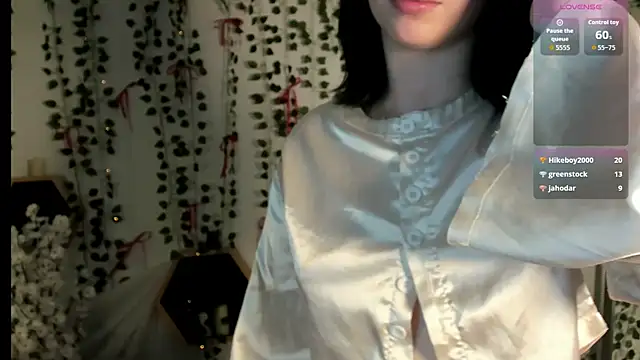 Velvet  Kiss online show from 22, 6, 2026