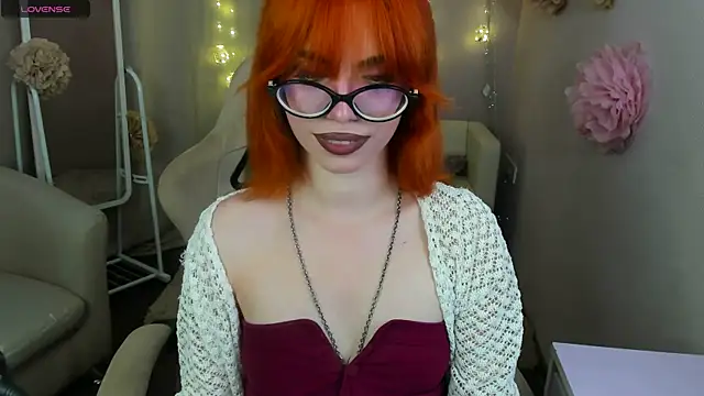 Velvet  Kiss online show from 19, 7, 2026
