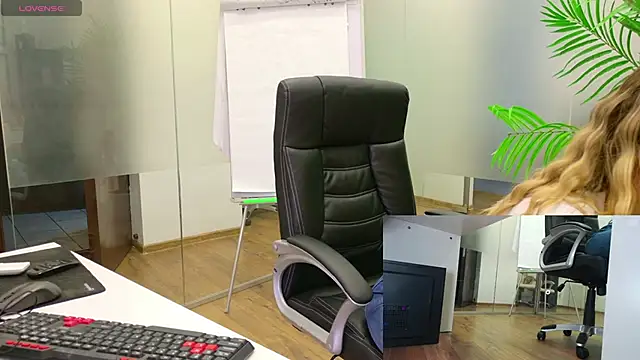 Snapshot of BabesGoWild chatting on 21, 1, 2025 BabesGoWild online show from 21, 1, 2025