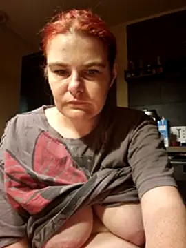 GoldenWifee online show from 9, 7, 2026