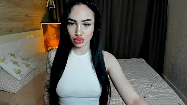 Snapshot of MayaGlamour chatting on 14, 6, 2026 MayaGlamour online show from 14, 6, 2026