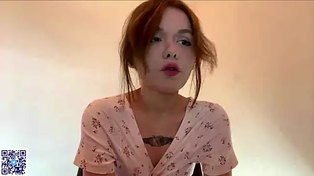 Snapshot of Linecutie chatting on 1, 8, 2026 Linecutie online show from 1, 8, 2026