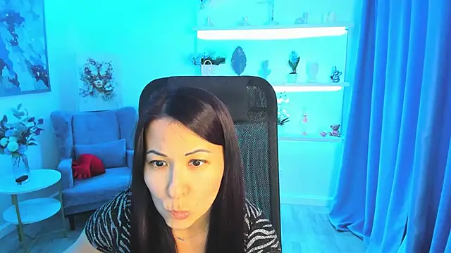 IsabelleSalvares online show from 10, 7, 2026