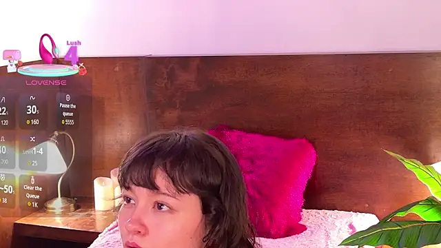 Snapshot of Emily_amaura chatting on 22, 6, 2026 Emily amaura online show from 22, 6, 2026
