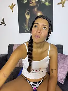 Samantha gyatt online show from 24, 6, 2026