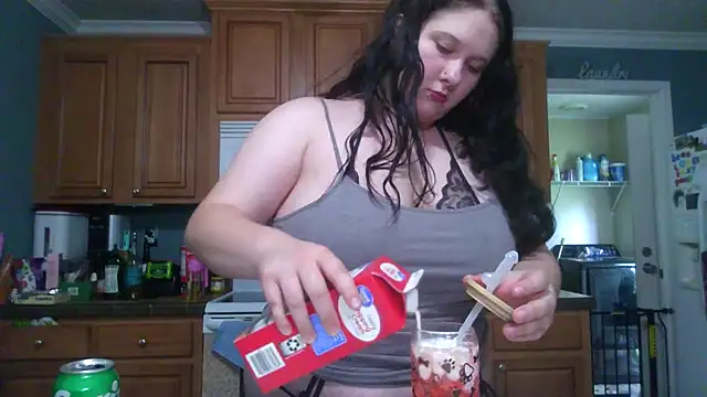 Snapshot of XRoxy_ThorneX chatting on 11, 7, 2026 XRoxy ThorneX online show from 11, 7, 2026
