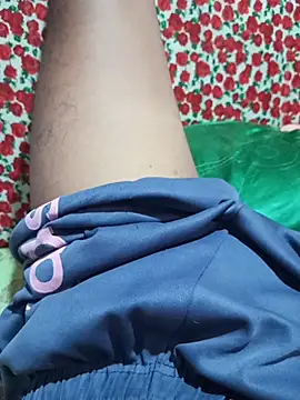 paupequeno0 online show from 13, 7, 2026