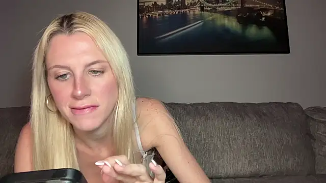 chelseapaigee online show from 20, 6, 2026