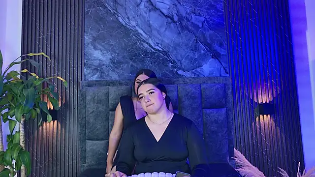 elara and amber online show from 7, 6, 2026