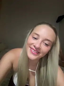 PiercedNipz online show from 25, 6, 2026