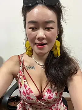 Snapshot of mollymm chatting on 2, 7, 2026 mollymm online show from 2, 7, 2026