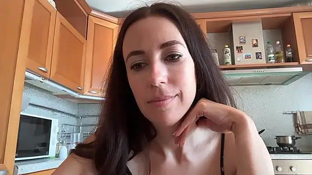 Snapshot of Flamingo_Queen chatting on 16, 7, 2026 Flamingo Queen online show from 16, 7, 2026