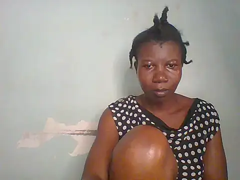 Snapshot of Am_Creme_Delight chatting on 9, 7, 2026 Am Creme Delight online show from 9, 7, 2026