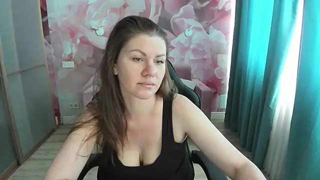 Snapshot of LunaKissesx chatting on 18, 7, 2026 LunaKissesx online show from 18, 7, 2026