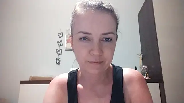 JenniferAlone online show from 21, 6, 2026
