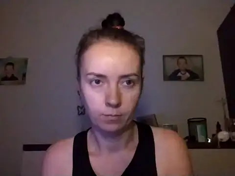 JenniferAlone online show from 5, 7, 2026