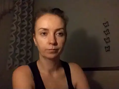 JenniferAlone online show from 15, 7, 2026