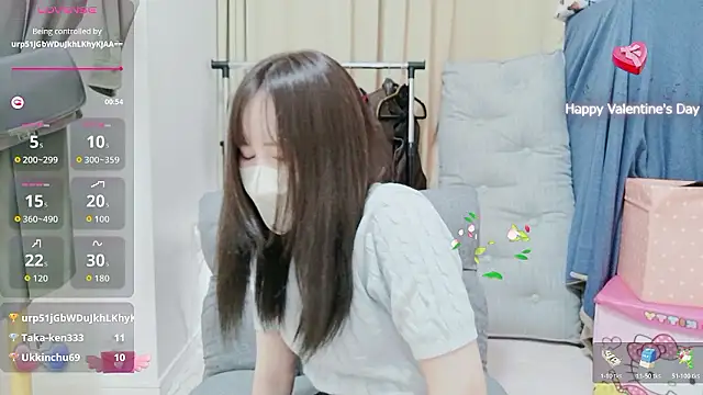 Snapshot of MIUMiU_Fly chatting on 17, 7, 2026 MIUMiU Fly online show from 17, 7, 2026