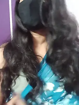 Snapshot of Clara-Lilly chatting on 2, 7, 2026 Clara-Lilly online show from 2, 7, 2026