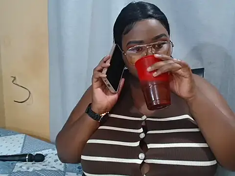 ChocolateChubbyx online show from 13, 6, 2026