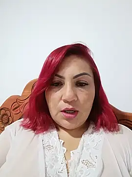 Agata Traviesa online show from 19, 6, 2026