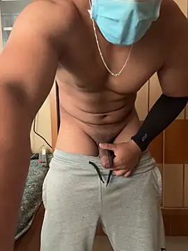 Snapshot of muscularZoro chatting on 16, 6, 2026 muscularZoro online show from 16, 6, 2026