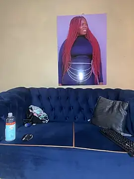 BigBootyBrie01 online show from 13, 7, 2026