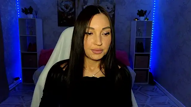 NikoleMills online show from 8, 7, 2026