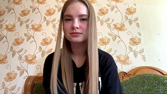 ArethaSchlauch online show from 10, 6, 2026