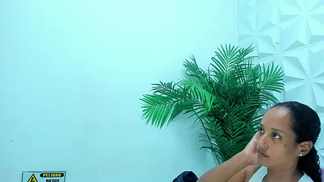 Snapshot of Daniela_Spencerr chatting on 24, 7, 2026 Daniela Spencerr online show from 24, 7, 2026