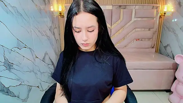 Aleja r  online show from 18, 6, 2026