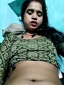 Snapshot of Cut_simran56 chatting on 10, 7, 2026 Cut simran56 online show from 10, 7, 2026