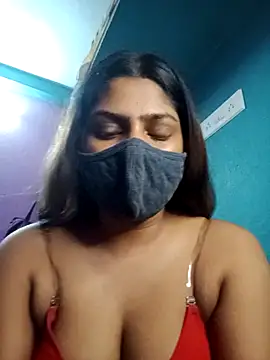 Snapshot of Model-031 chatting on 10, 6, 2026 Model-031 online show from 10, 6, 2026