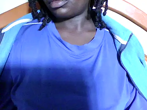 Snapshot of lucyswee chatting on 16, 7, 2026 lucyswee online show from 16, 7, 2026