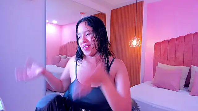 shayra alina online show from 23, 7, 2026