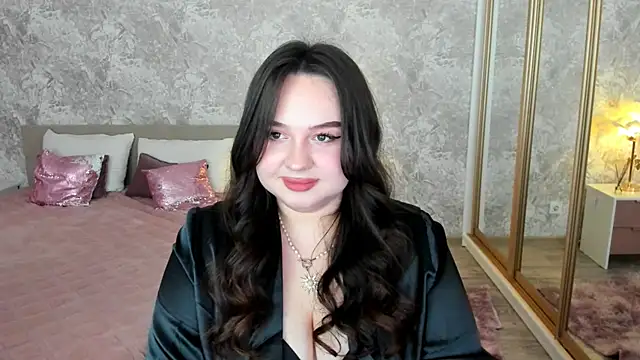 MaddyCrofte online show from 30, 6, 2026