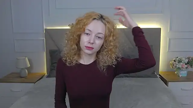 Snapshot of MiaVelmont chatting on 22, 6, 2026 MiaVelmont online show from 22, 6, 2026