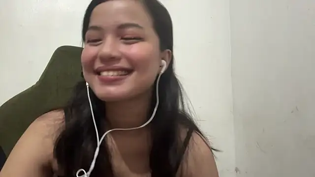 Snapshot of ValerieMyerson chatting on 15, 6, 2026 ValerieMyerson online show from 15, 6, 2026