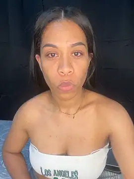 Snapshot of Thasie chatting on 19, 6, 2026 Thasie online show from 19, 6, 2026