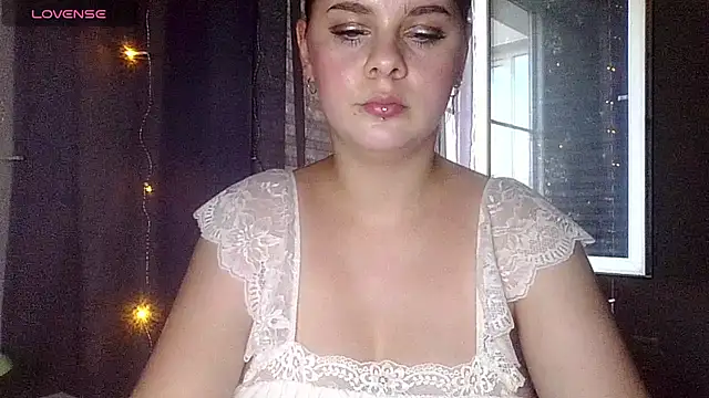 dakota charm  online show from 13, 7, 2026
