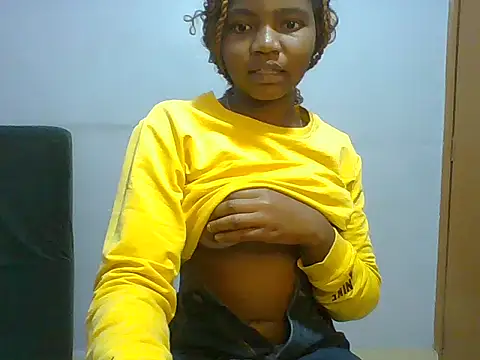 Snapshot of sexie_for_daddie chatting on 7, 7, 2026 sexie for daddie online show from 7, 7, 2026